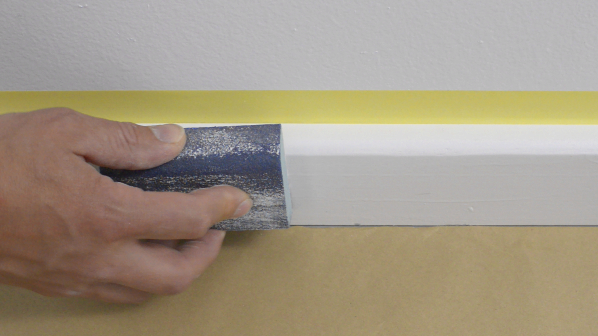 How to paint skirting